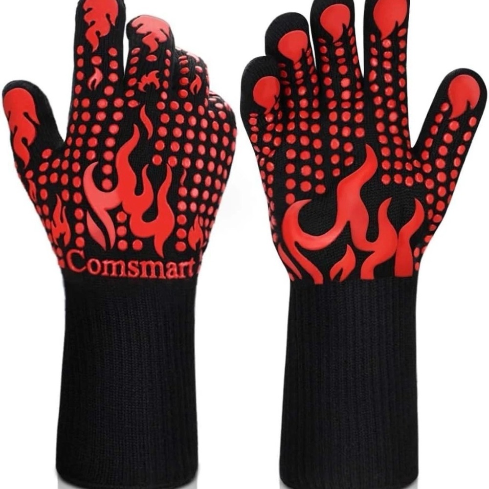 Heat Resistant Gloves - Black and Red